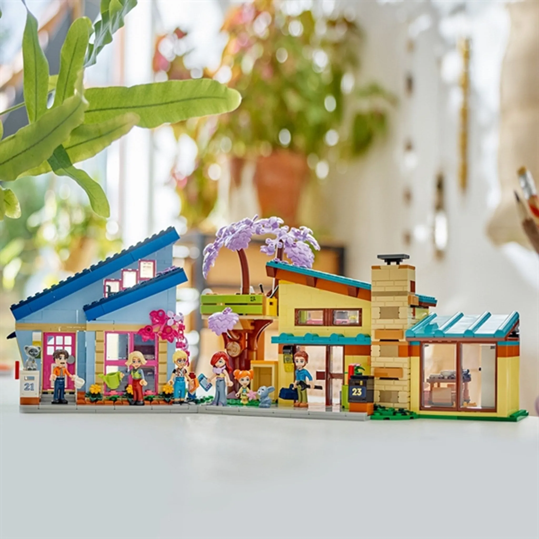 LEGO Friends Olly and Paisley's Family Houses