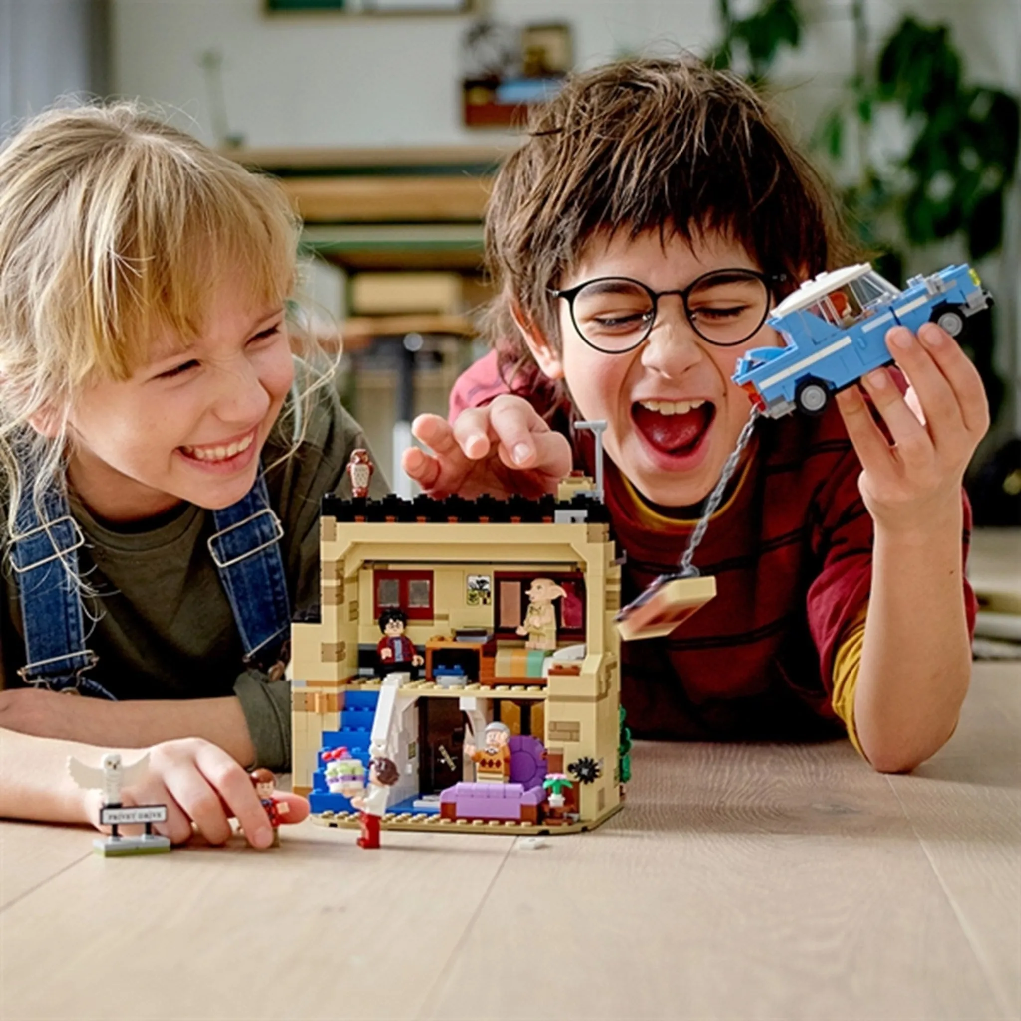 LEGO Harry Potter 4 Privet Drive