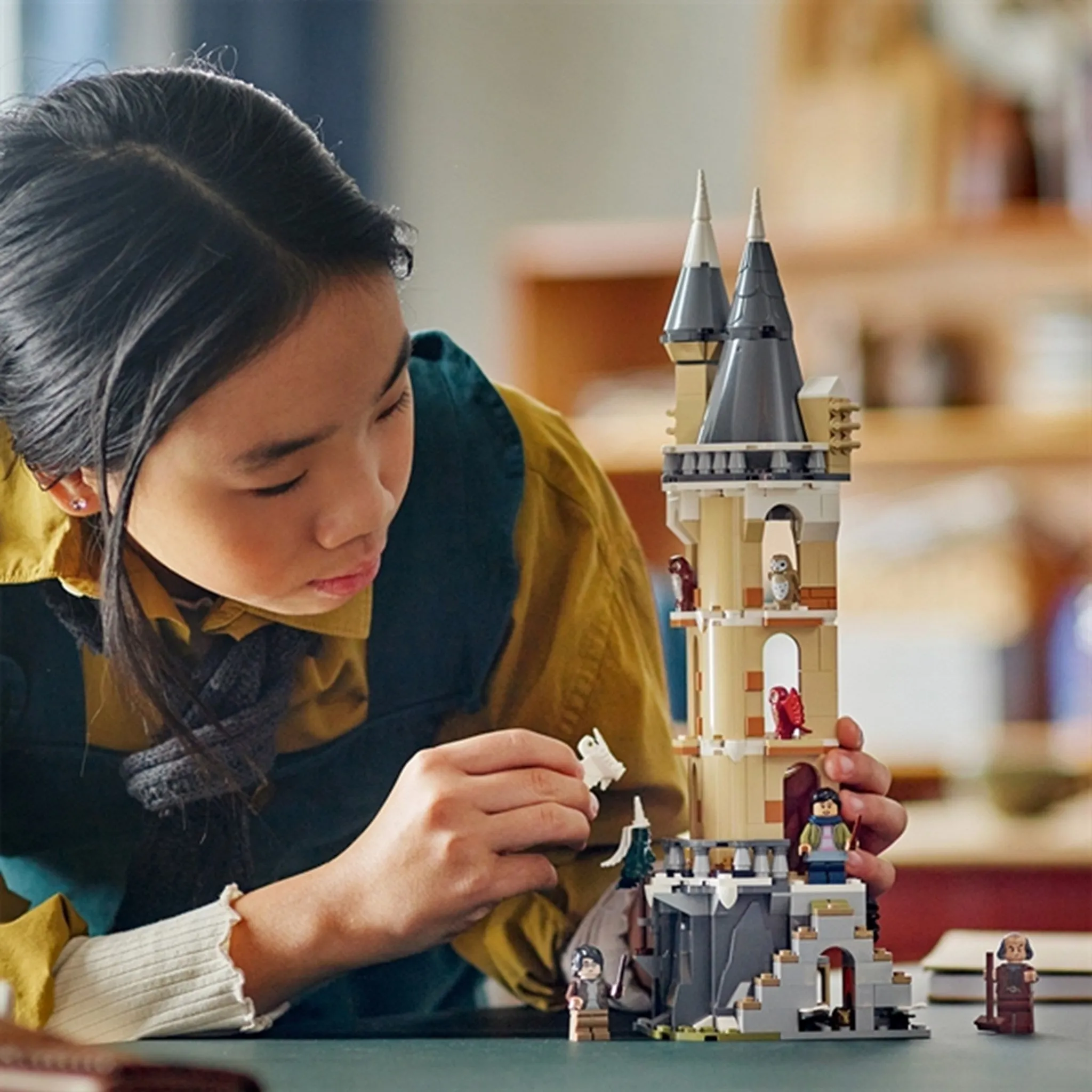 LEGO Harry Potter Hogwarts Castle Owlery