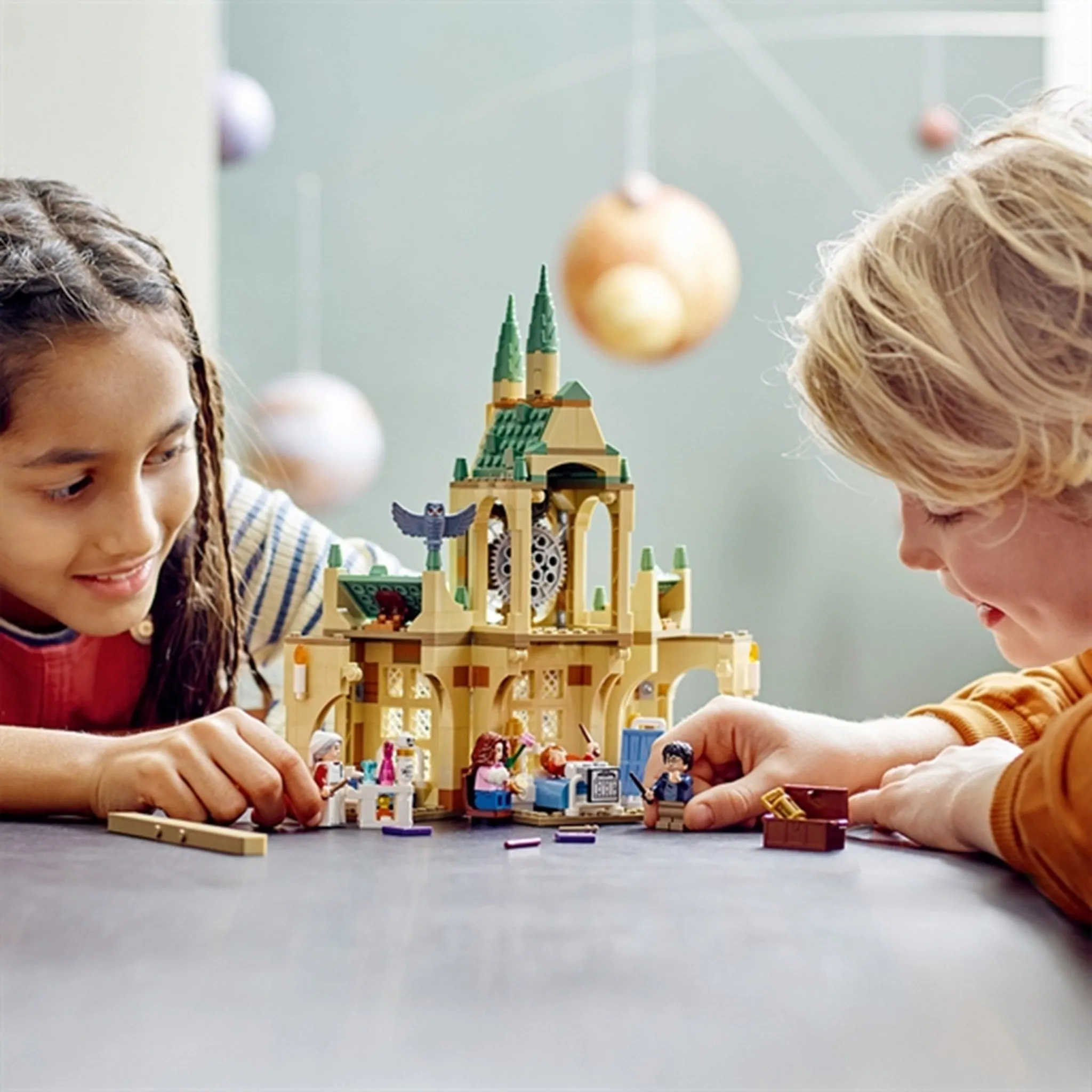 LEGO Harry Potter Hogwarts Hospital Wing