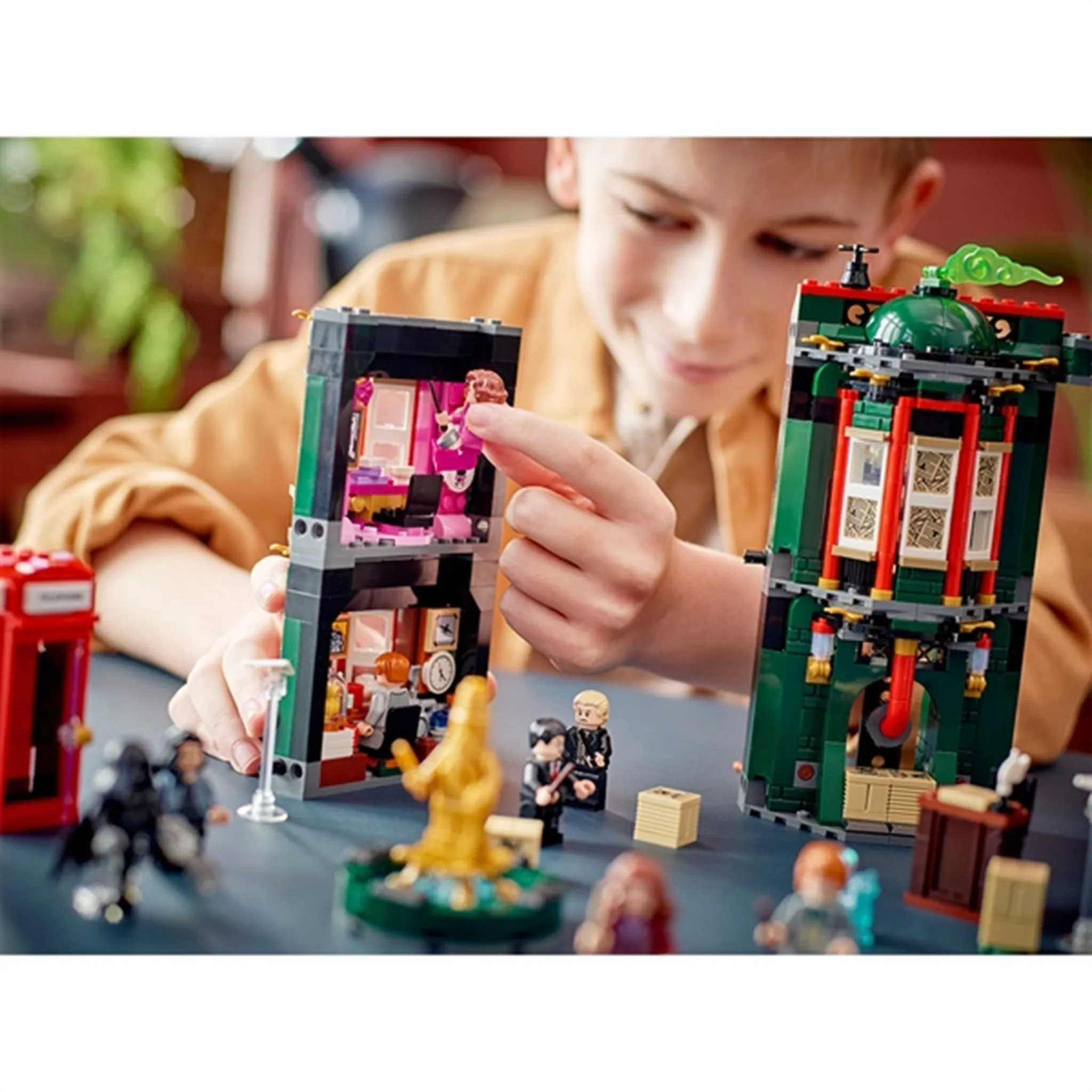 LEGO Harry Potter The Ministry of Magic