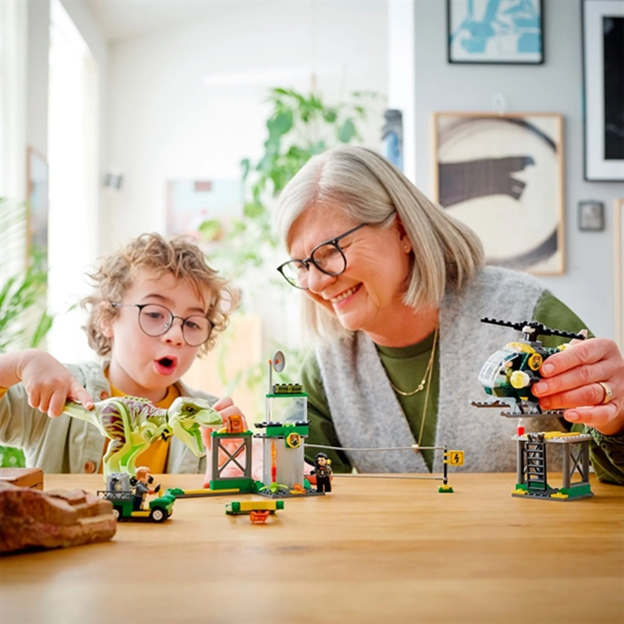 LEGO Jurassic World T. rex Dinosaur Breakout