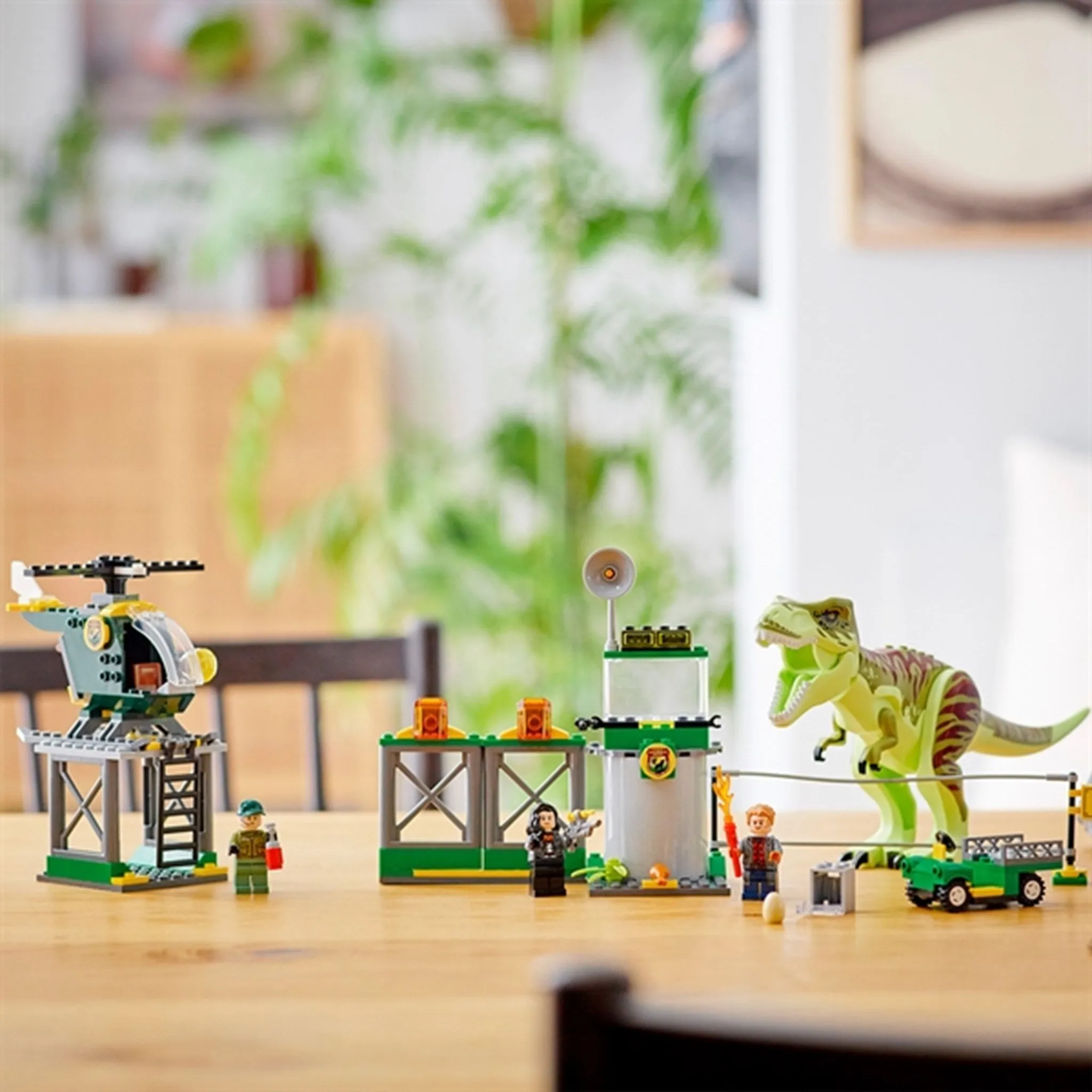 LEGO Jurassic World T. rex Dinosaur Breakout