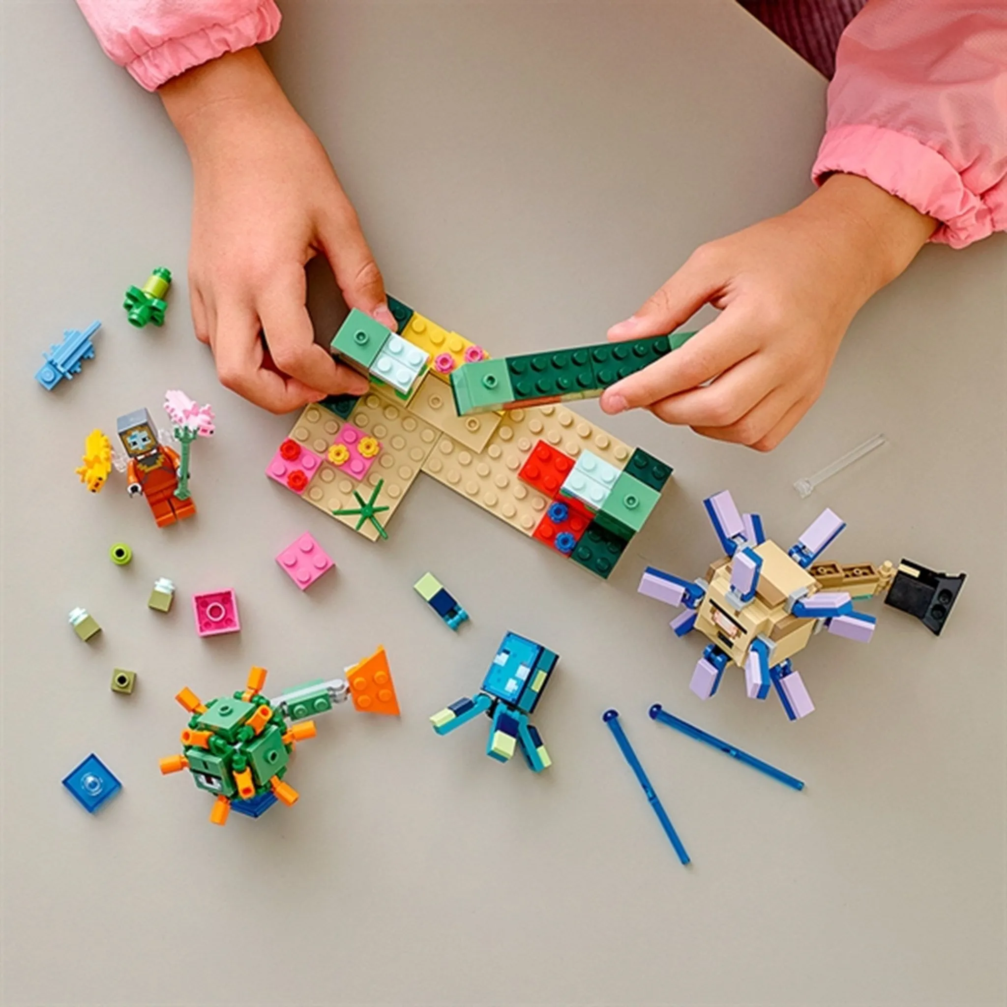 LEGO Minecraft The Guardian Battle