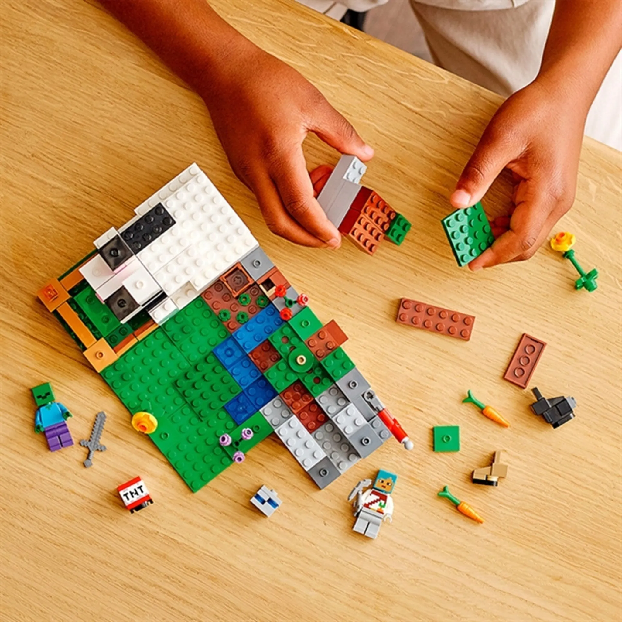 LEGO Minecraft The Rabbit Ranch