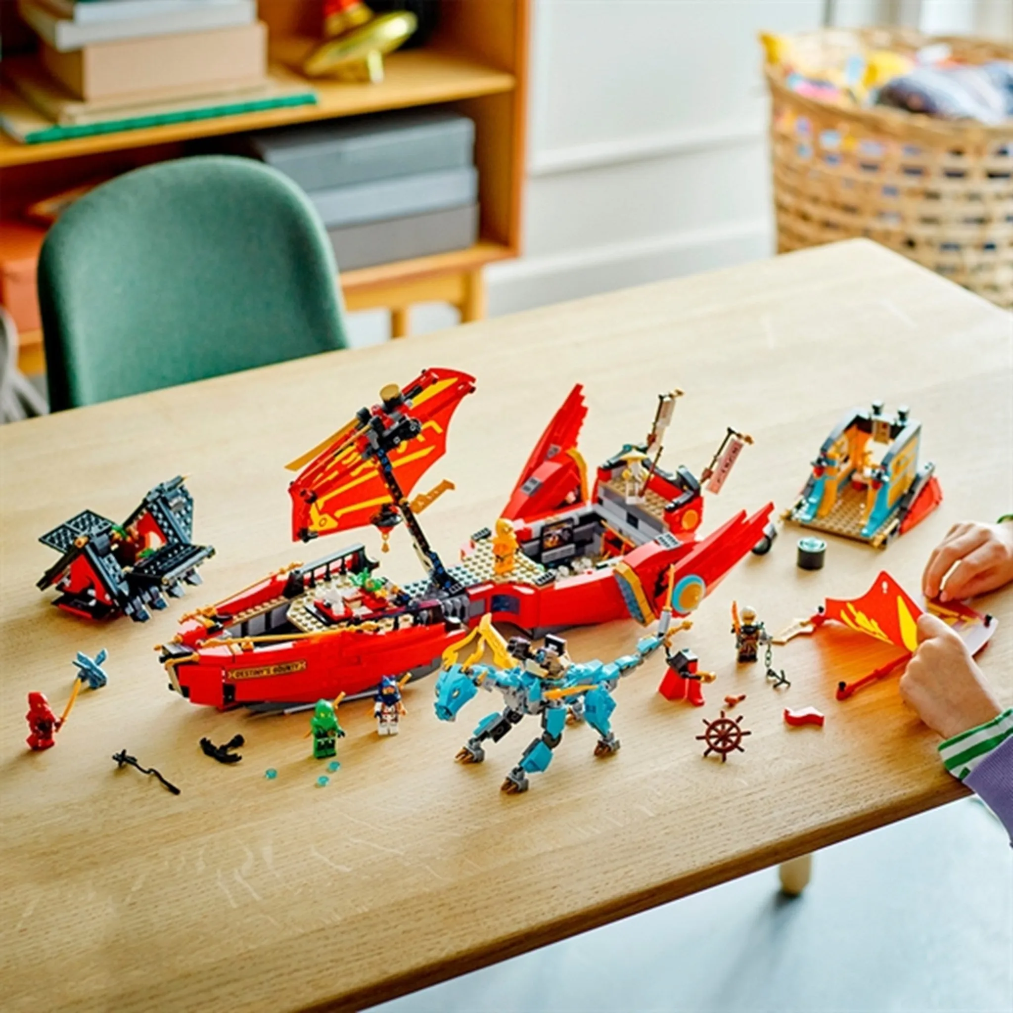 LEGO NINJAGO Destiny's Bounty - Race against time