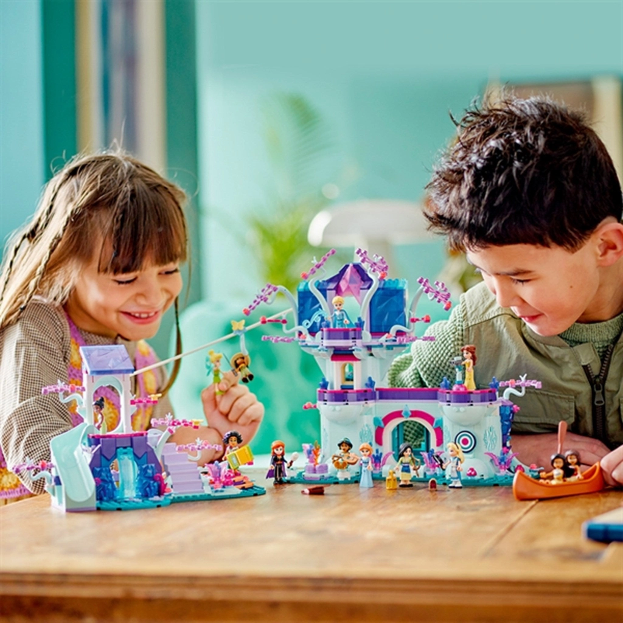 LEGO Disney The Enchanted Treehouse