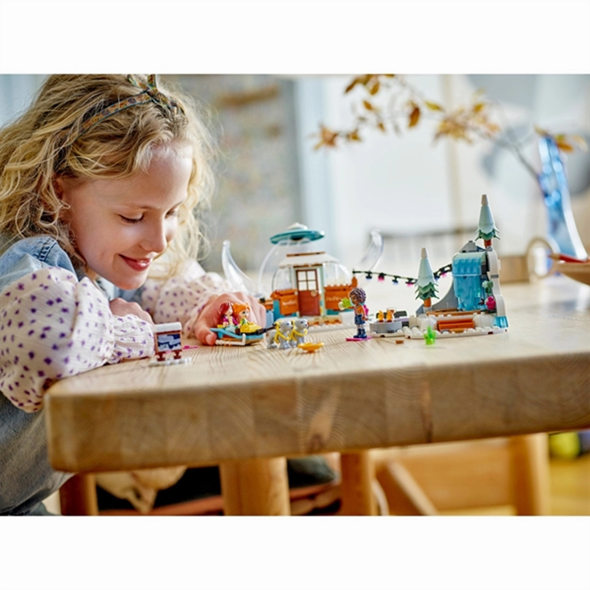 LEGO Friends Igloo Holiday Adventure