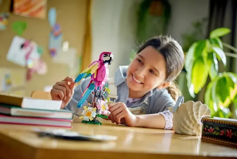 LEGOCreator 3in1 Exotic Pink Parrot