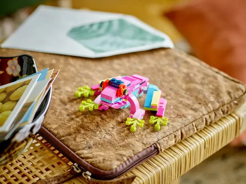 LEGOCreator 3in1 Exotic Pink Parrot