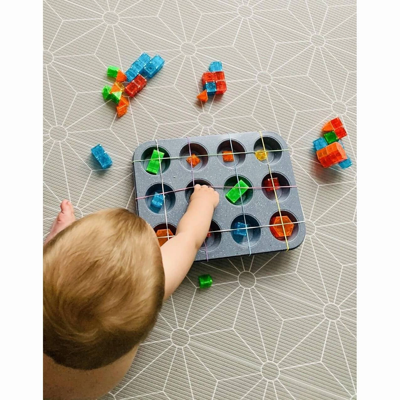 MAGNA-TILES Qubix 19-Piece Set