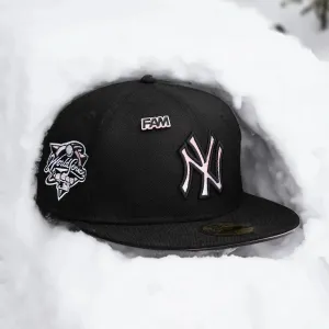 New Era Caps NEW ERA 59FIFTY MLB NEW YORK YANKEES WORLD SERIES 2000 BLACK / PINK UV FITTED CAP