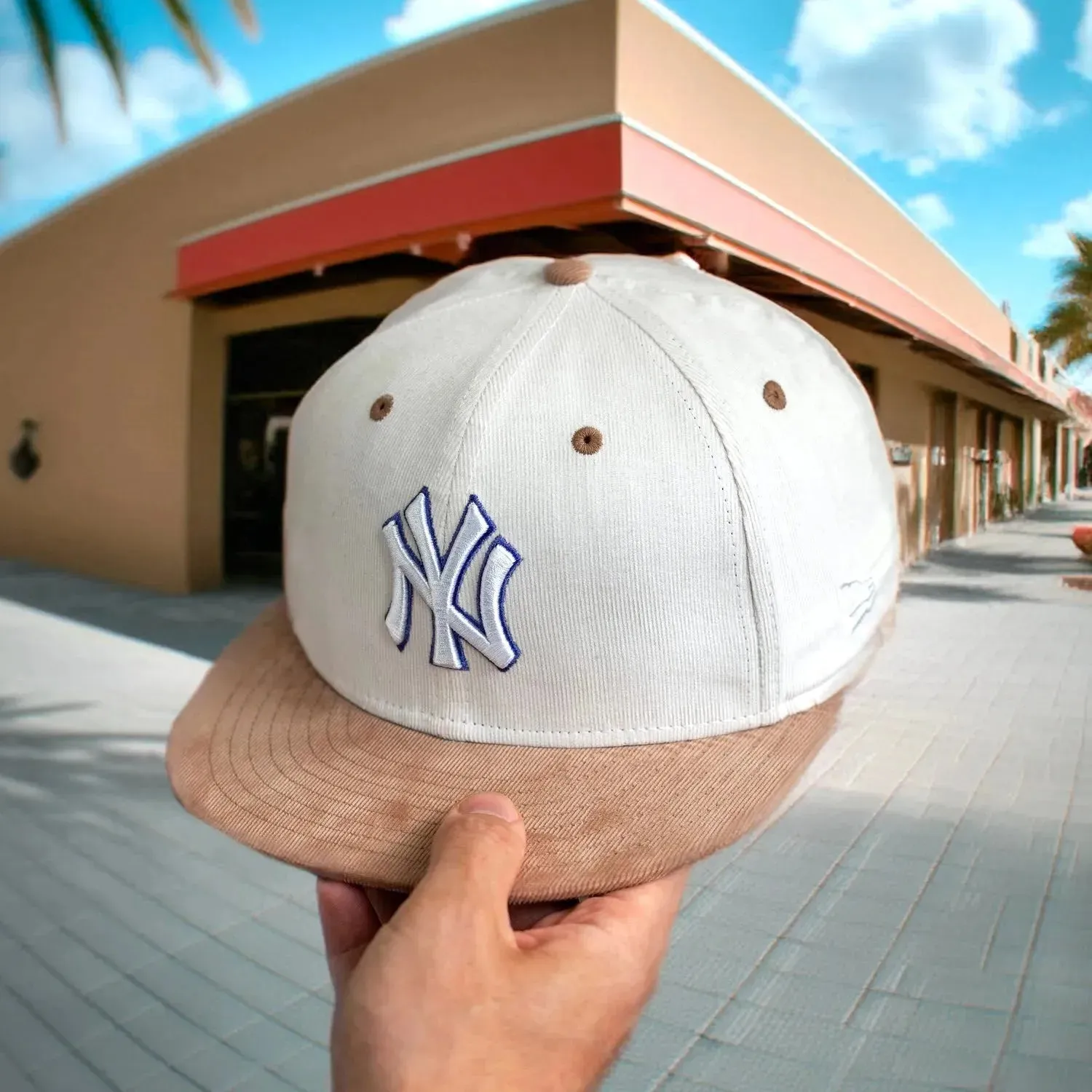 New Era Caps NEW ERA 59FIFTY MLB NEW YORK YANKEES YANKEE STADIUM TWO TONE MICRO CORD / GREY UV FITTED CAP