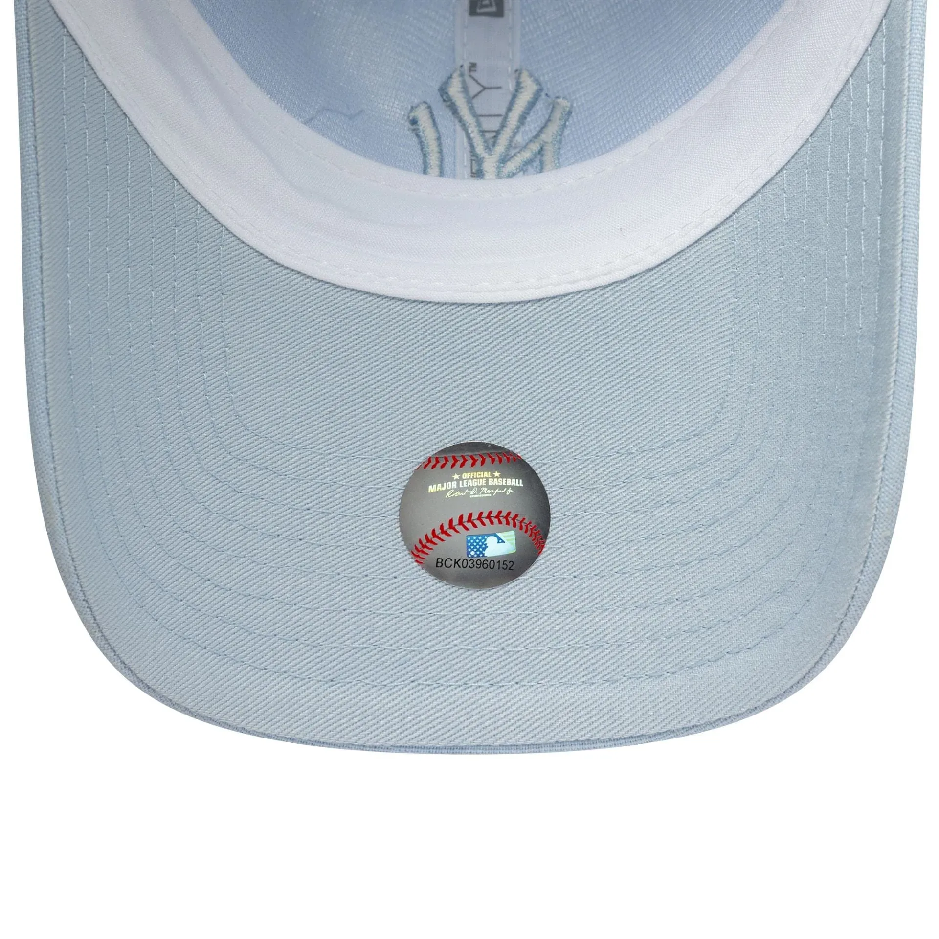 New Era Curved Caps New York Yankees Womens MLB Linen Pastel Blue 9TWENTY Adjustable Cap