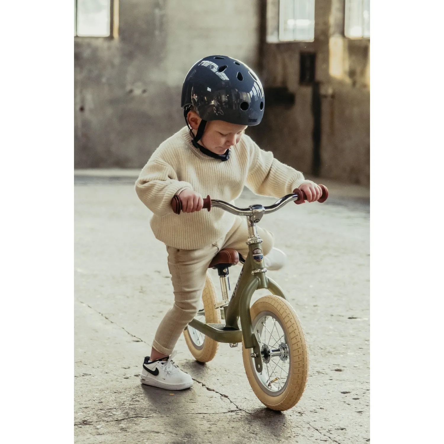 Trybike in steel, 2 wheels, Vintage Green