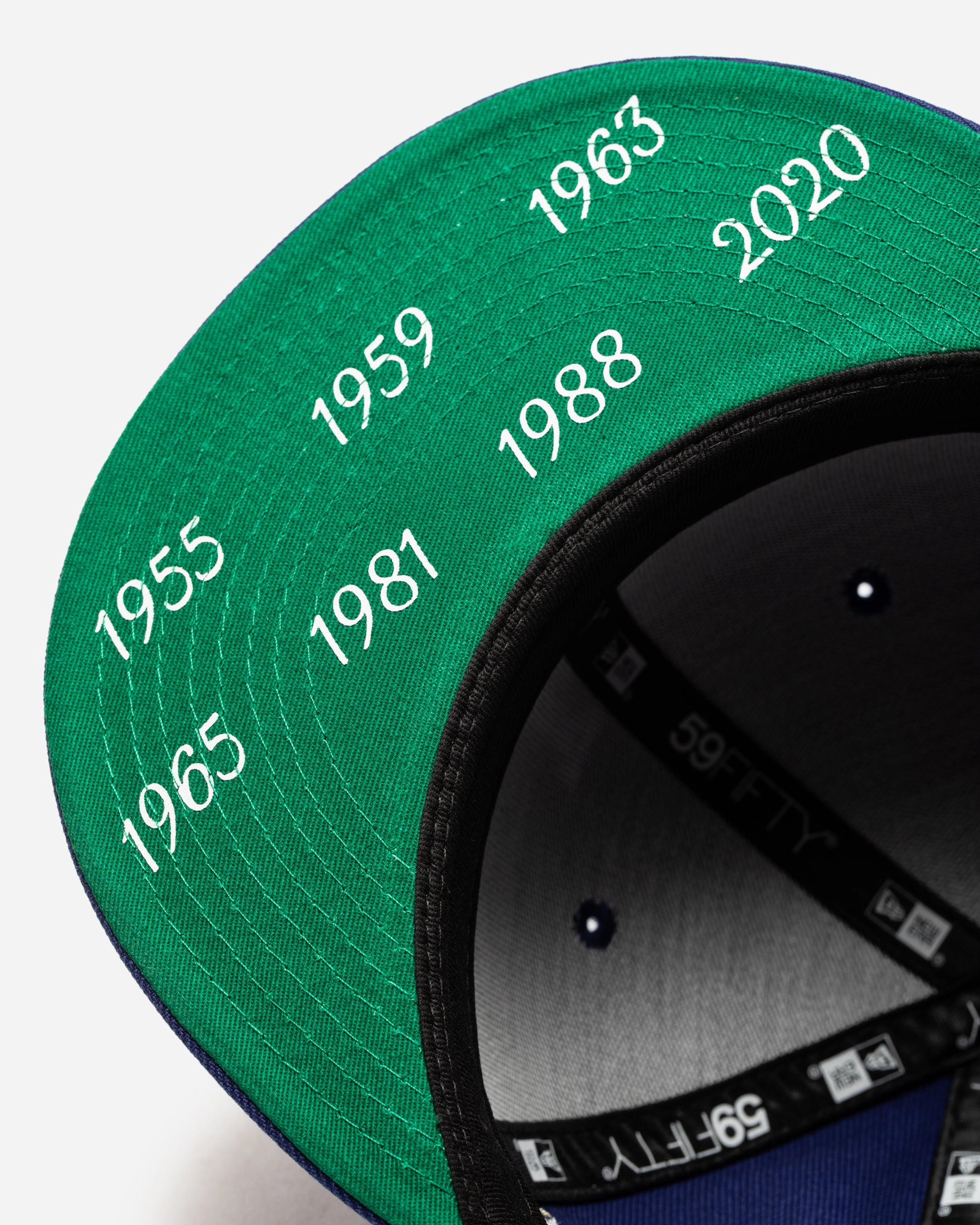 UNDEFEATED X LA DODGERS WORLD CHAMPIONS NEW ERA 59FIFTY FITTED